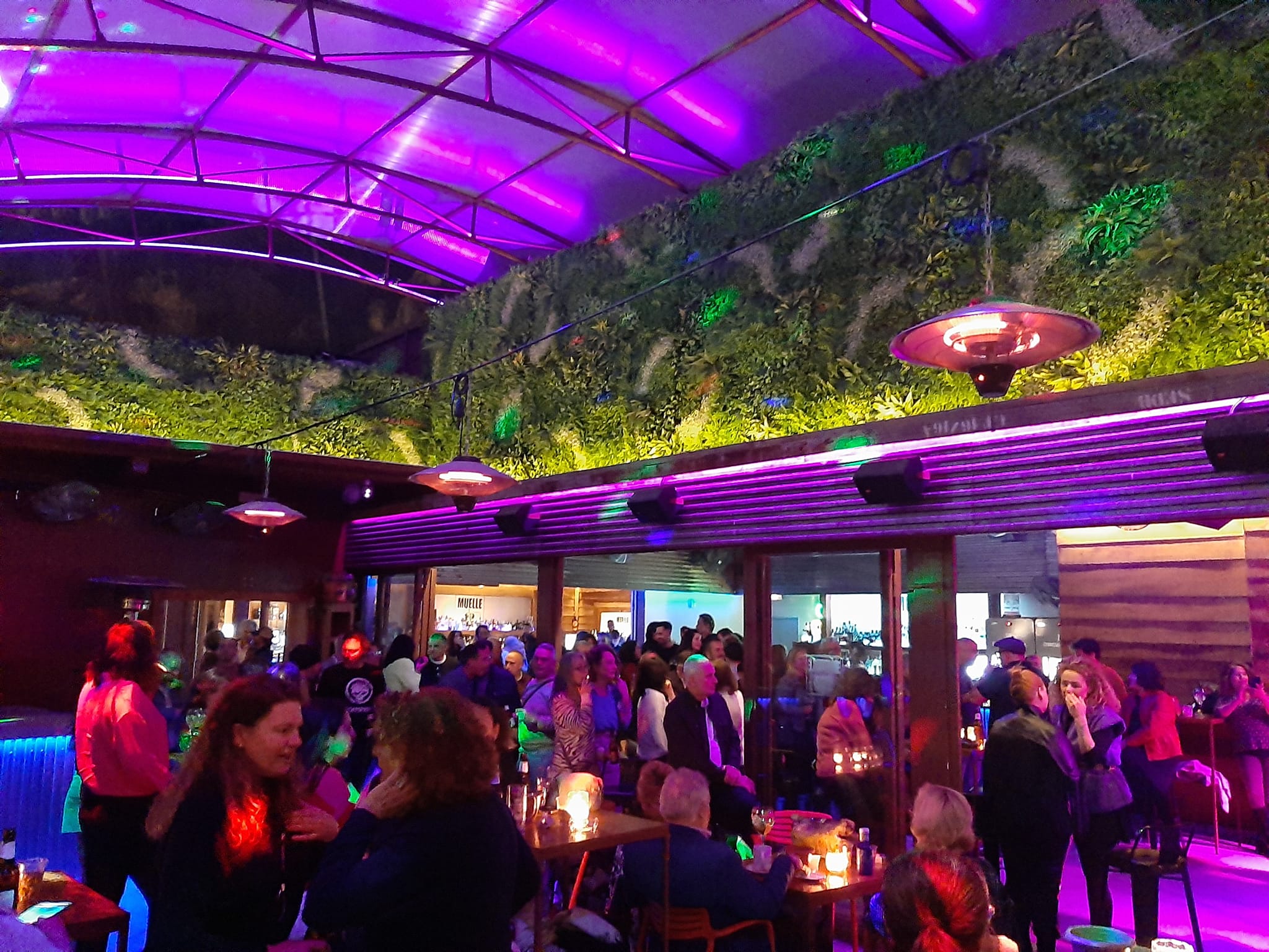 Photo Gallery Muelle 12