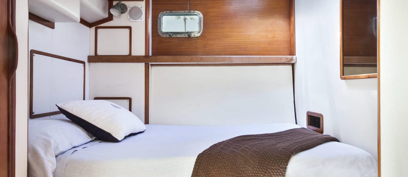 Photo Gallery Sailing Vessel Heroica V with Jacuzzi & 5 Double Cabins - Ibiza