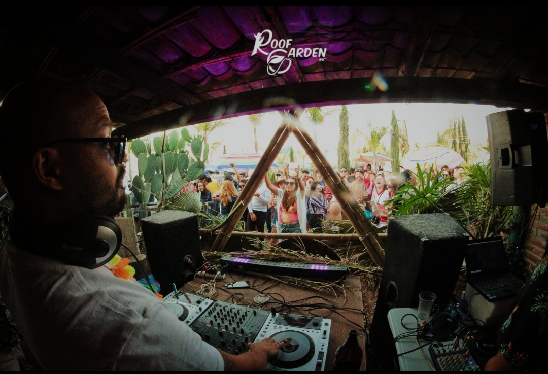 Photo Gallery JUNGLE SOUNDS 2 BASTARD LOVE